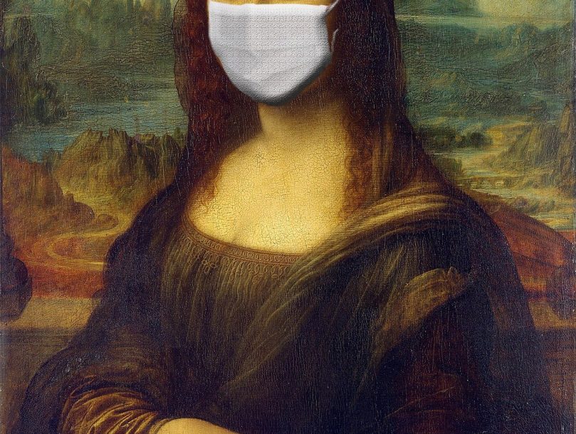 Mona Lisa taulu. Mona Lisalla on valkoinen maski kasvoilla.